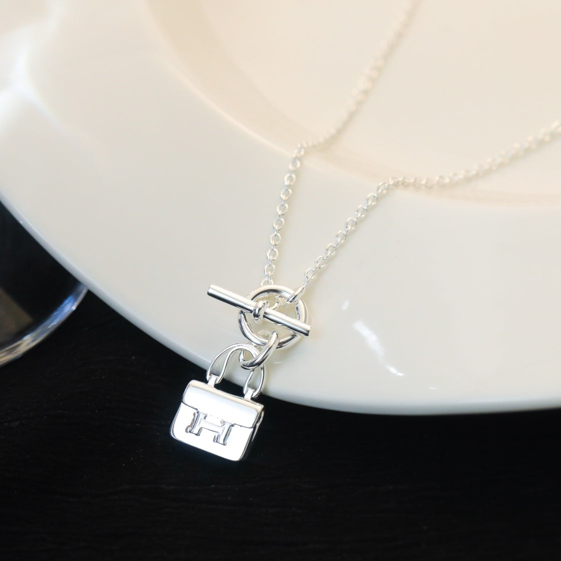 [Vicky]POP H PEDANT SILVER NECKLACE