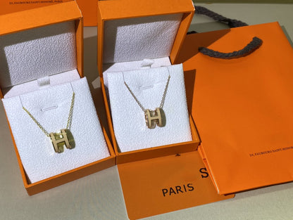 [Vicky]HM CLIC YELLOW ENAMEL GOLD NECKLACE