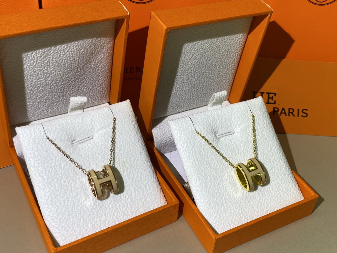 [Vicky]HM CLIC YELLOW ENAMEL GOLD NECKLACE